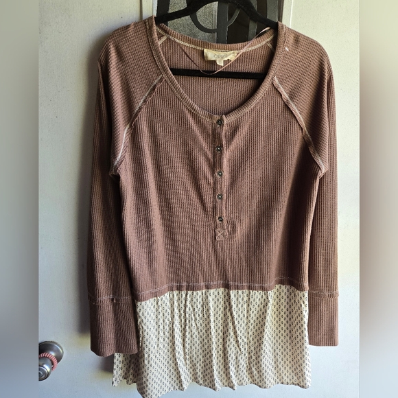 ODDY Brown and Cream Long Sleeve Top NWOT - Picture 1 of 5